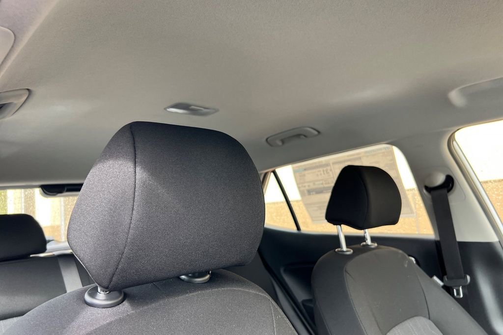 New 2026 Hyundai Venue SE image 15