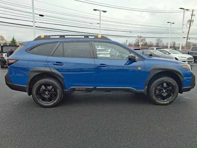 Used 2022 Subaru Outback Wilderness w/ Wilderness Package image 7