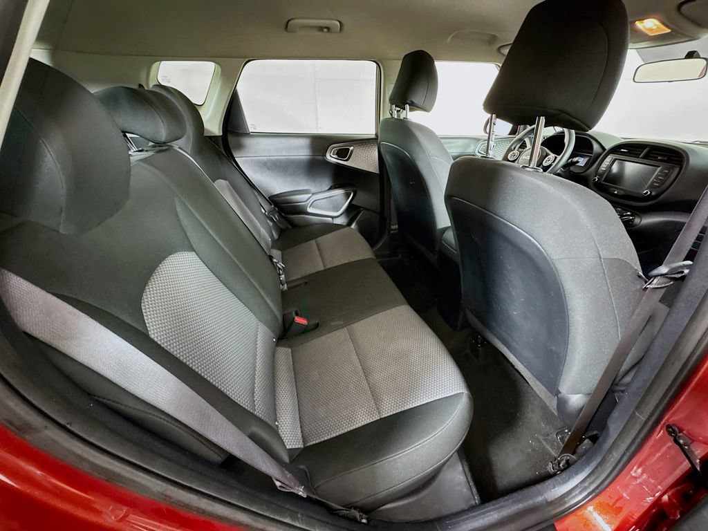 Used 2022 Kia Soul LX FWD image 24