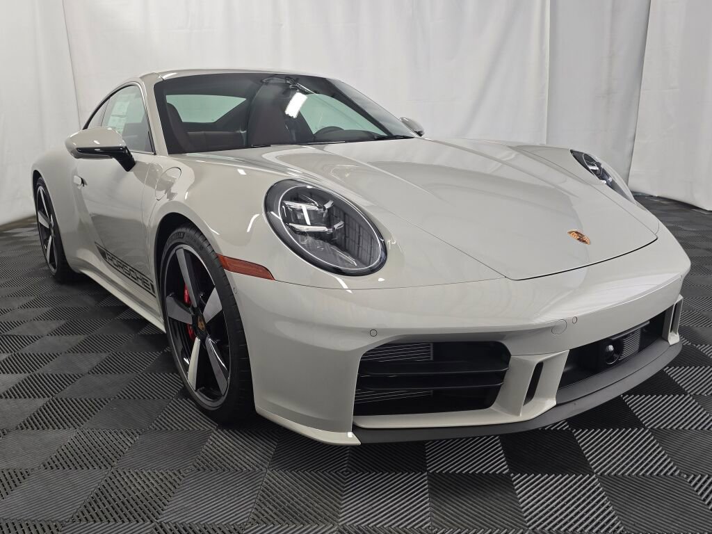 New 2026 Porsche 911 Carrera 4S image 9