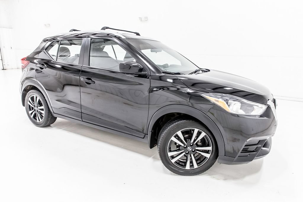 Used 2019 Nissan Kicks SV FWD image 9