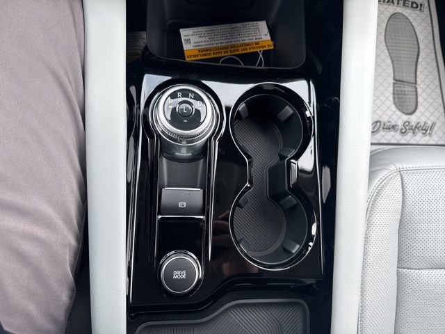 New 2026 Ford Explorer Platinum w/ LUX Leather Package image 25