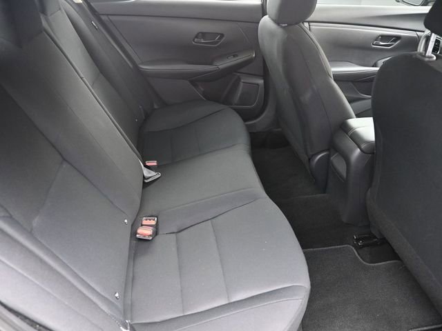 Used 2024 Nissan Sentra S FWD image 32