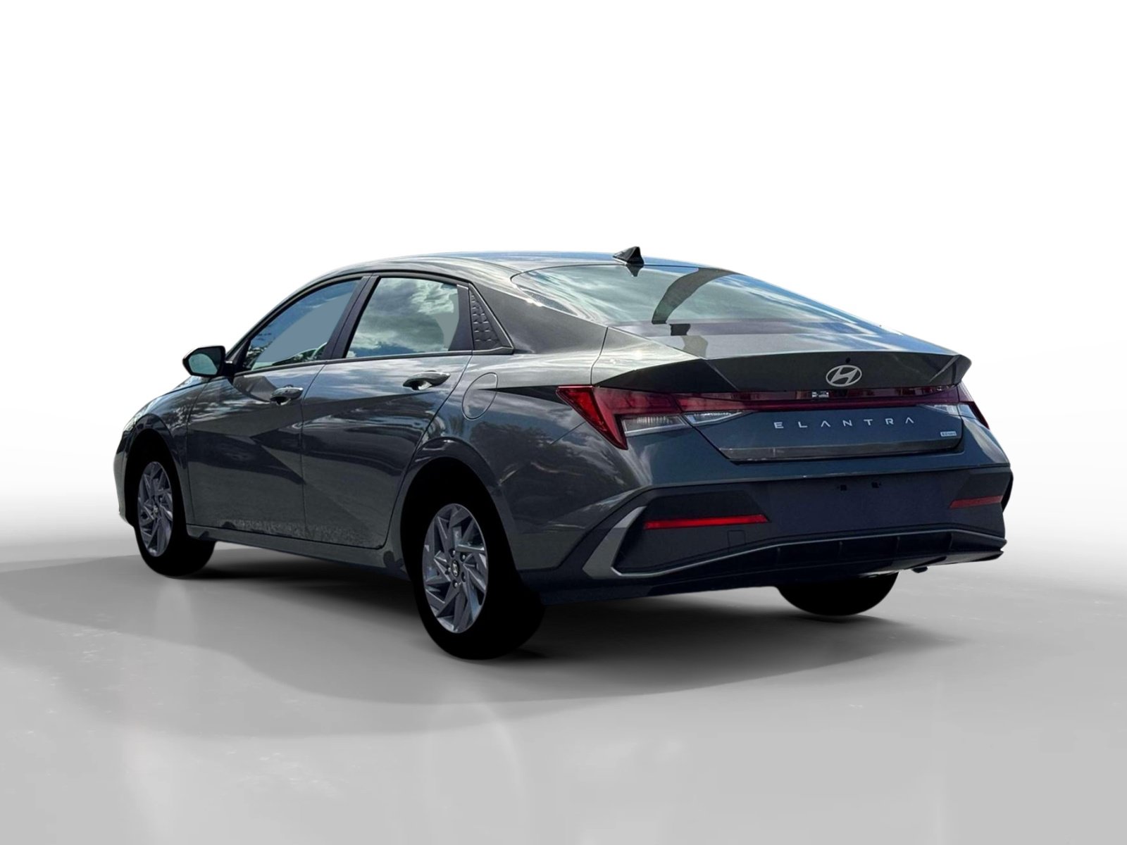 New 2026 Hyundai Elantra Hybrid FWD image 5