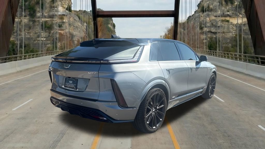 New 2026 Cadillac Lyriq V image 9