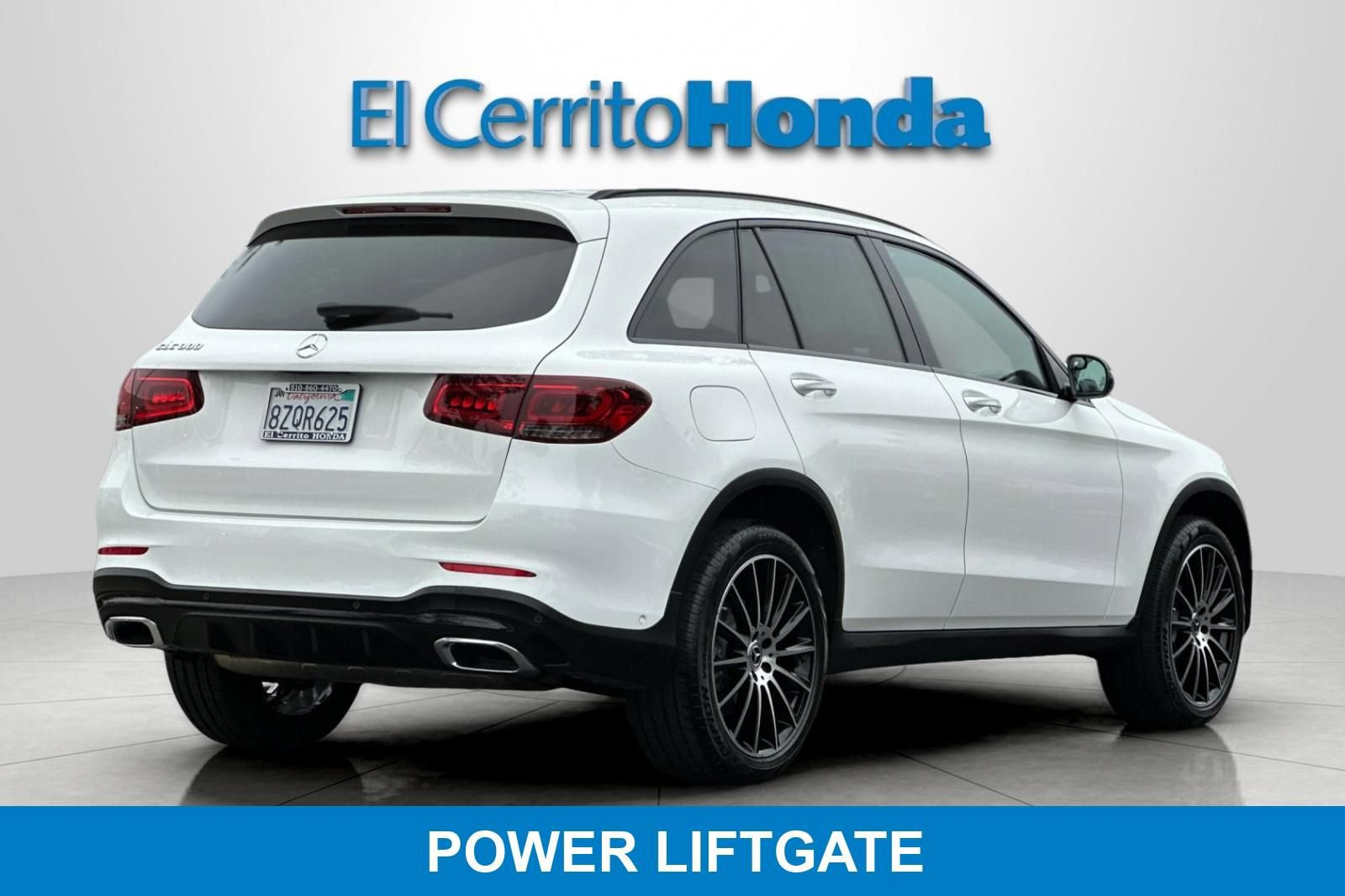 Used 2022 Mercedes-Benz GLC 300 image 3