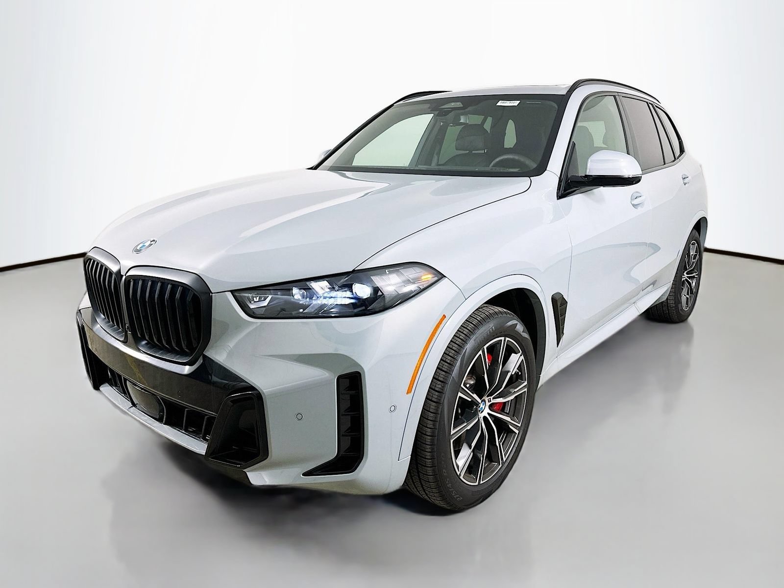 New 2026 BMW X5 xDrive40i w/ M Sport Package AWD/4WD video 1