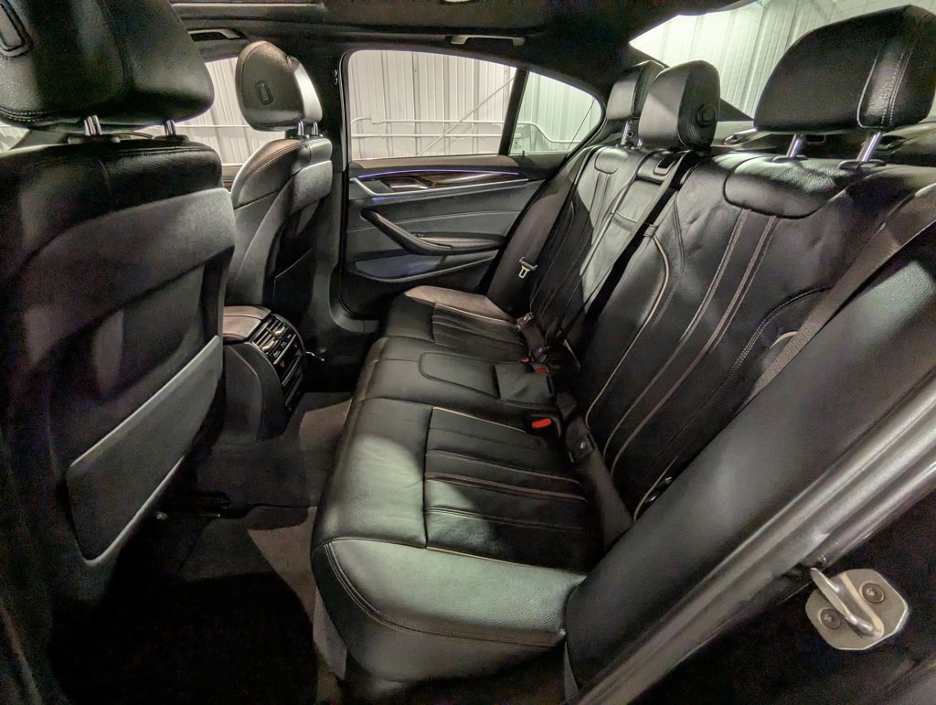Used 2018 BMW 530i xDrive image 22