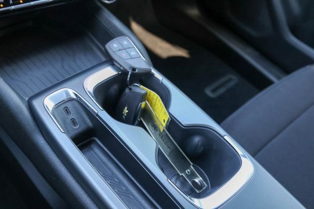 New 2026 Chevrolet Equinox EV LT image 15