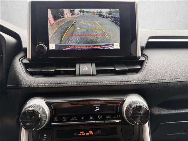 Used 2025 Toyota RAV4 LE AWD/4WD image 18