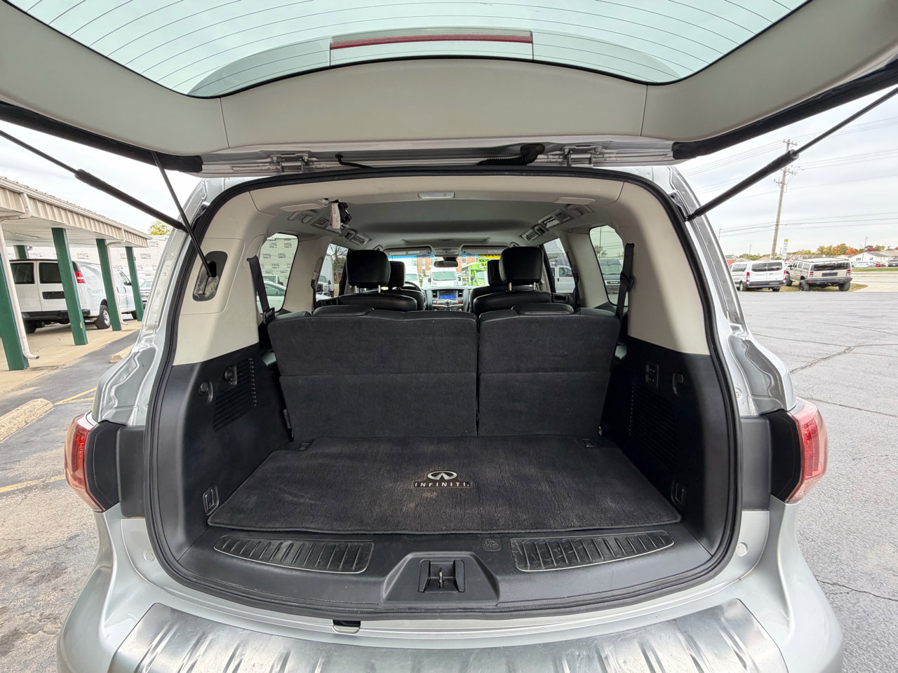 Used 2016 INFINITI QX80 Limited image 12