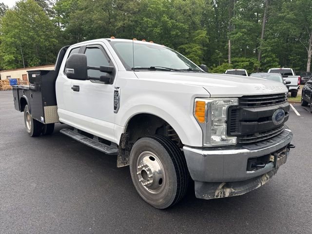 Used 2017 Ford F350 XL w/ Power Equipment Group AWD/4WD image 7