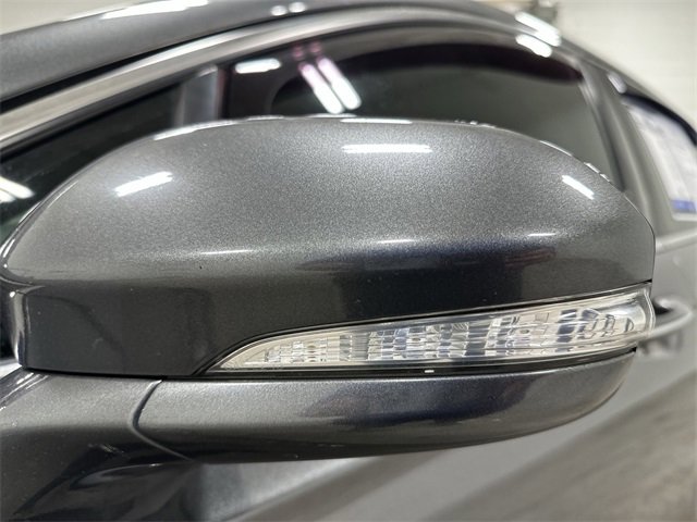 Used 2015 Ford Fusion Titanium image 12
