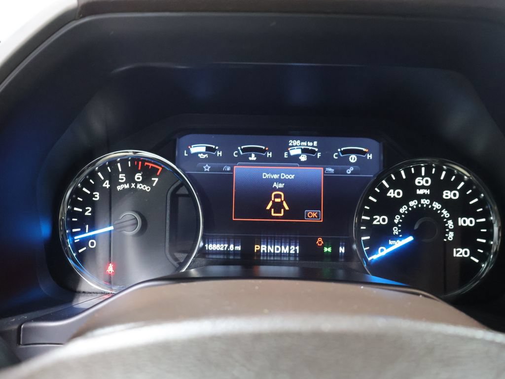 Used 2015 Ford F150 King Ranch w/ Equipment Group 601A Luxury AWD/4WD image 35