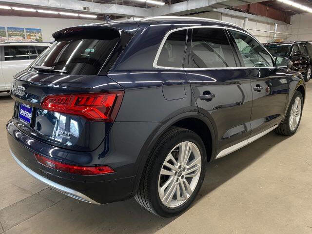 Used 2018 Audi Q5 2.0T Premium Plus w/ Premium Plus Package AWD/4WD image 5