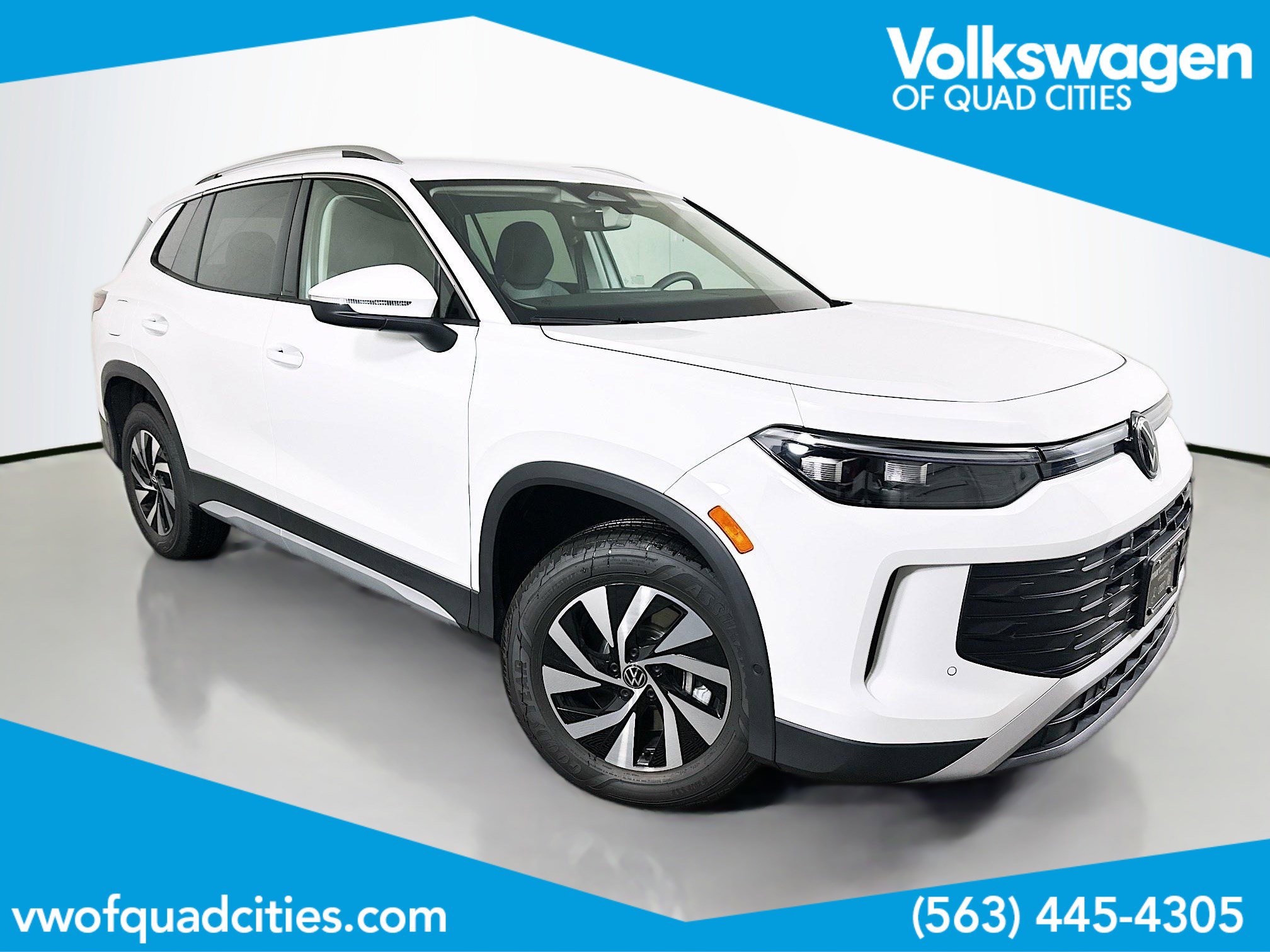 New 2025 Volkswagen Tiguan S image 1