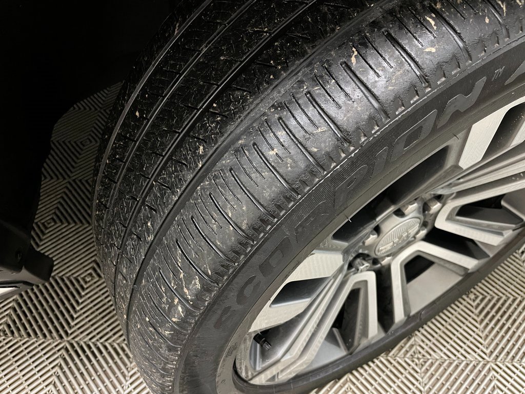 Used 2018 GMC Yukon Denali image 56