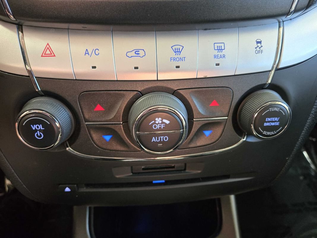 Used 2018 Dodge Journey GT w/ Driver Convenience Group AWD/4WD image 20