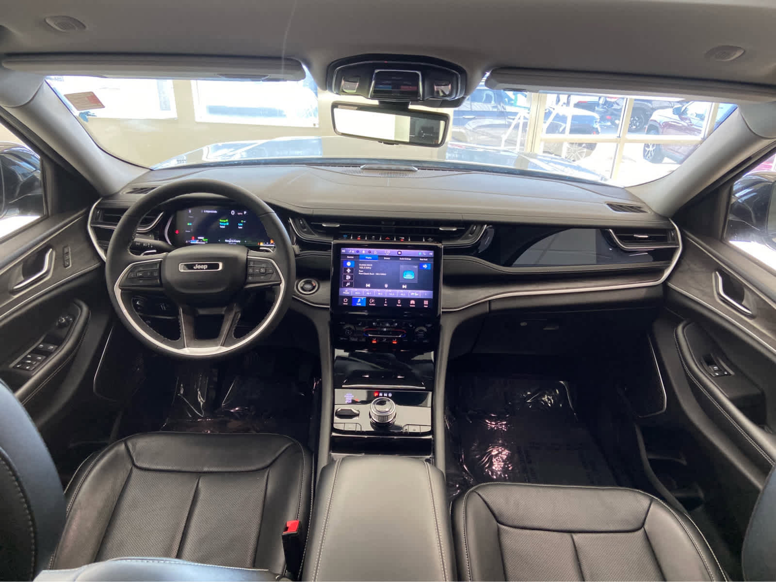 Used 2022 Jeep Grand Cherokee Limited 4xe w/ Rear Seat Video Group 1 image 18