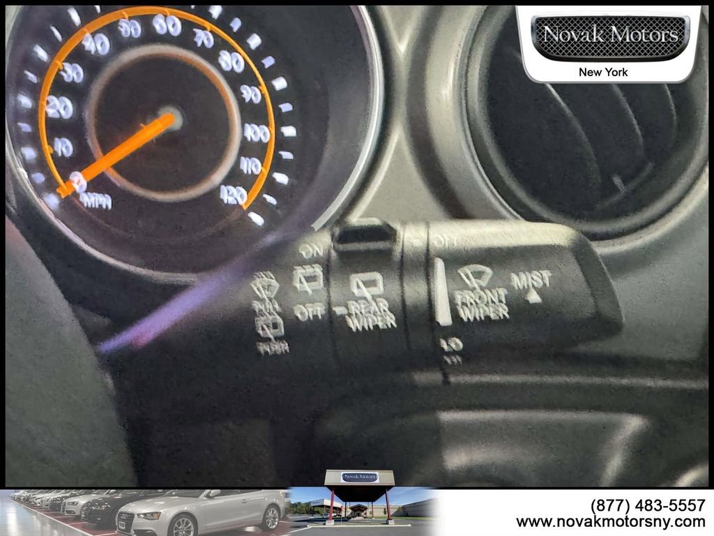 Used 2023 Jeep Wrangler Willys AWD/4WD image 19