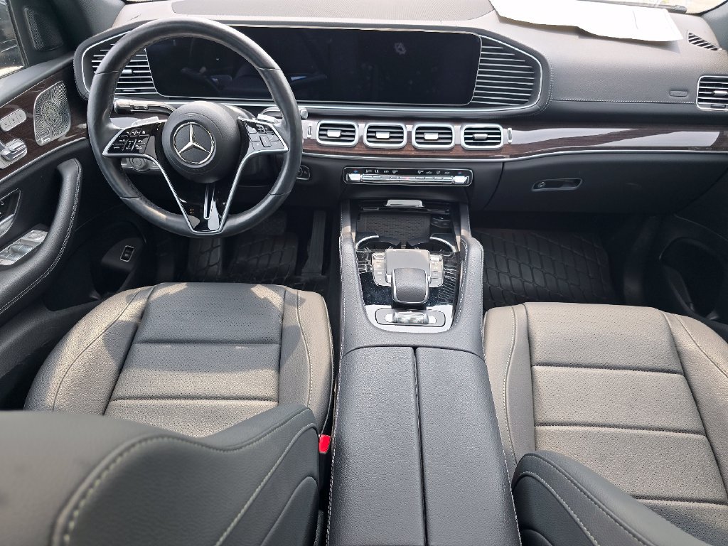 Certified 2024 Mercedes-Benz GLS 450 4MATIC image 23