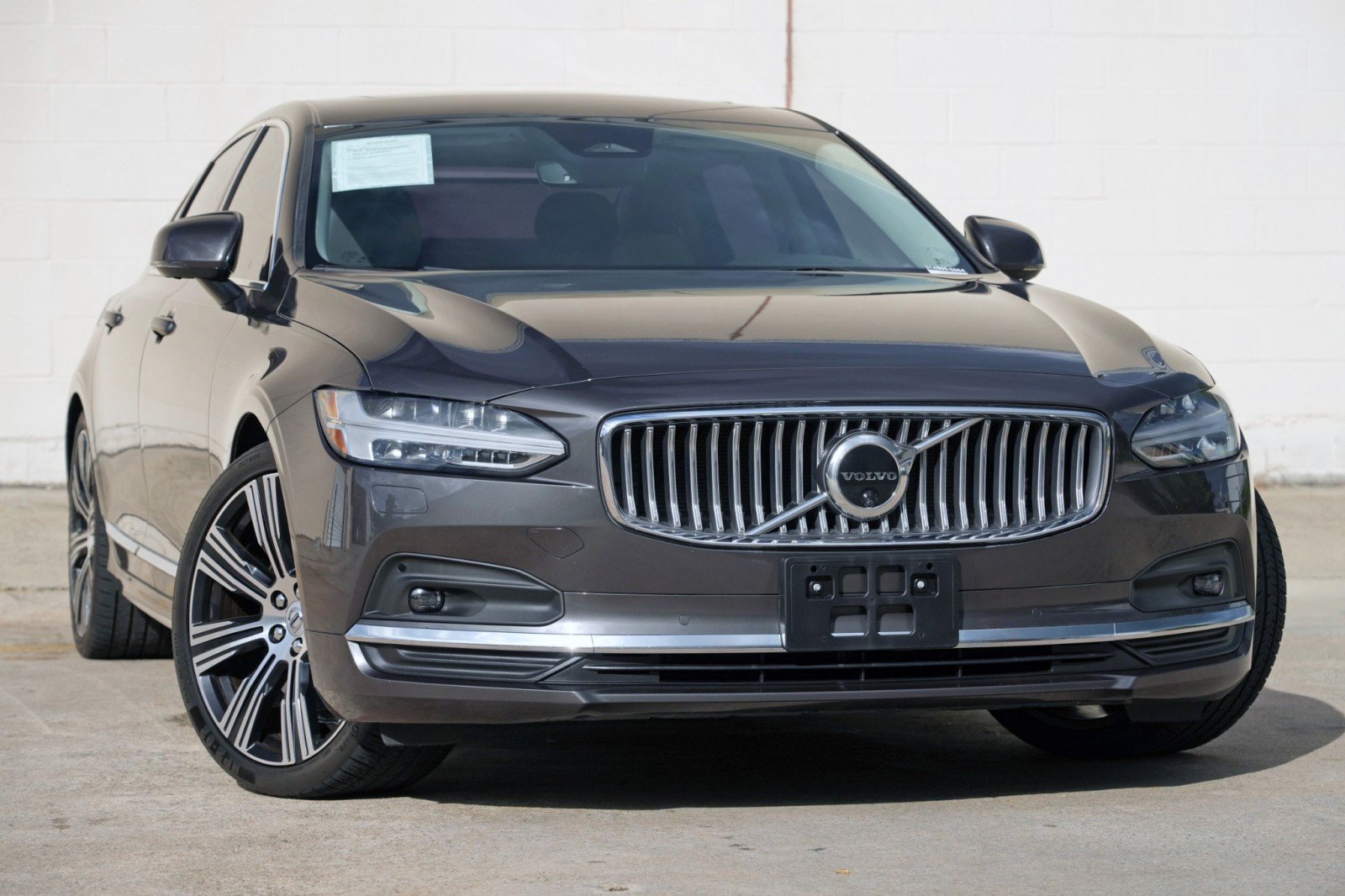 Used 2023 Volvo S90 B6 Ultimate w/ Protection Package Premier AWD/4WD image 4