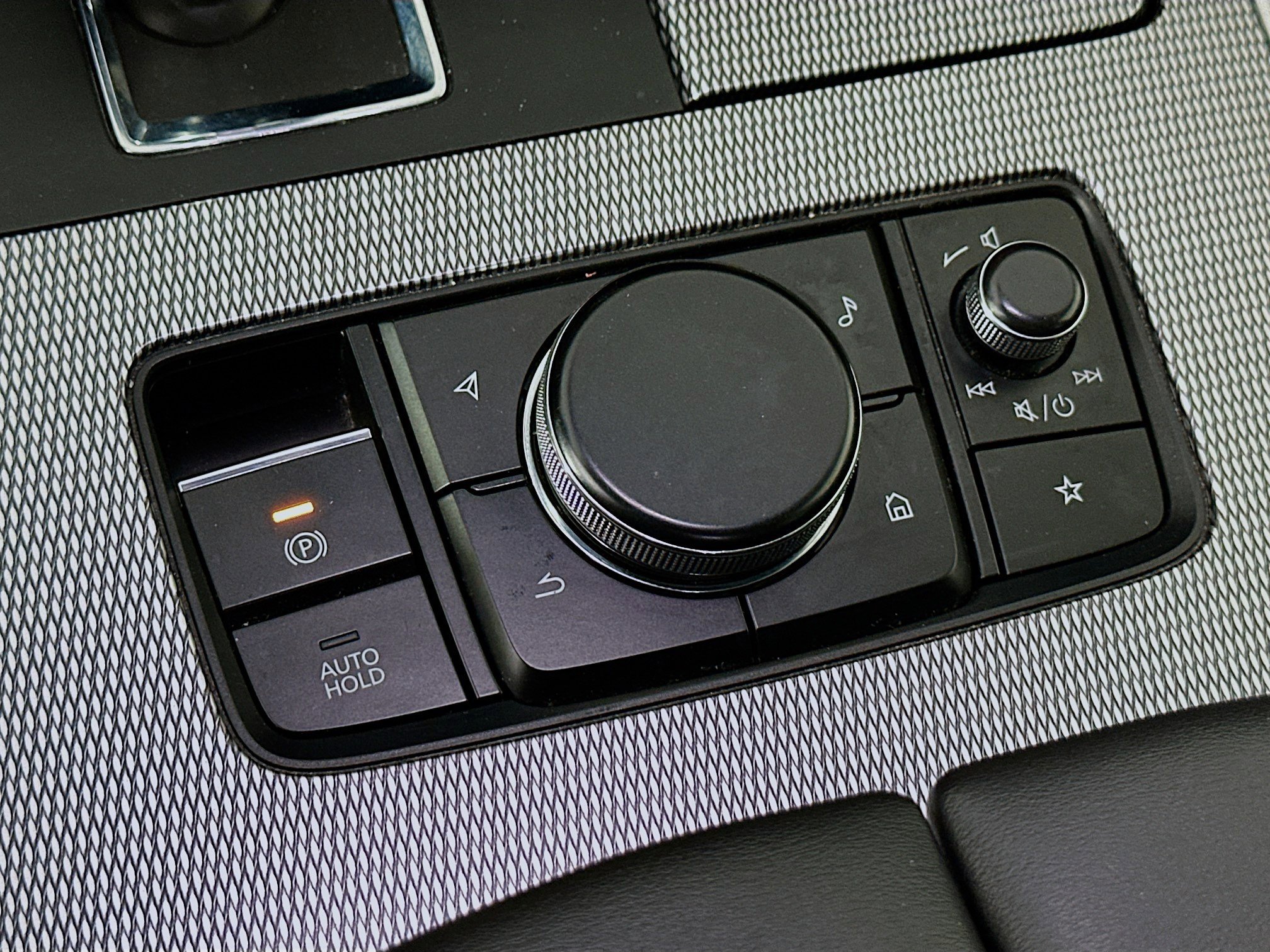 Used 2025 MAZDA CX-90 3.3 Turbo w/ Preferred Package AWD/4WD image 25