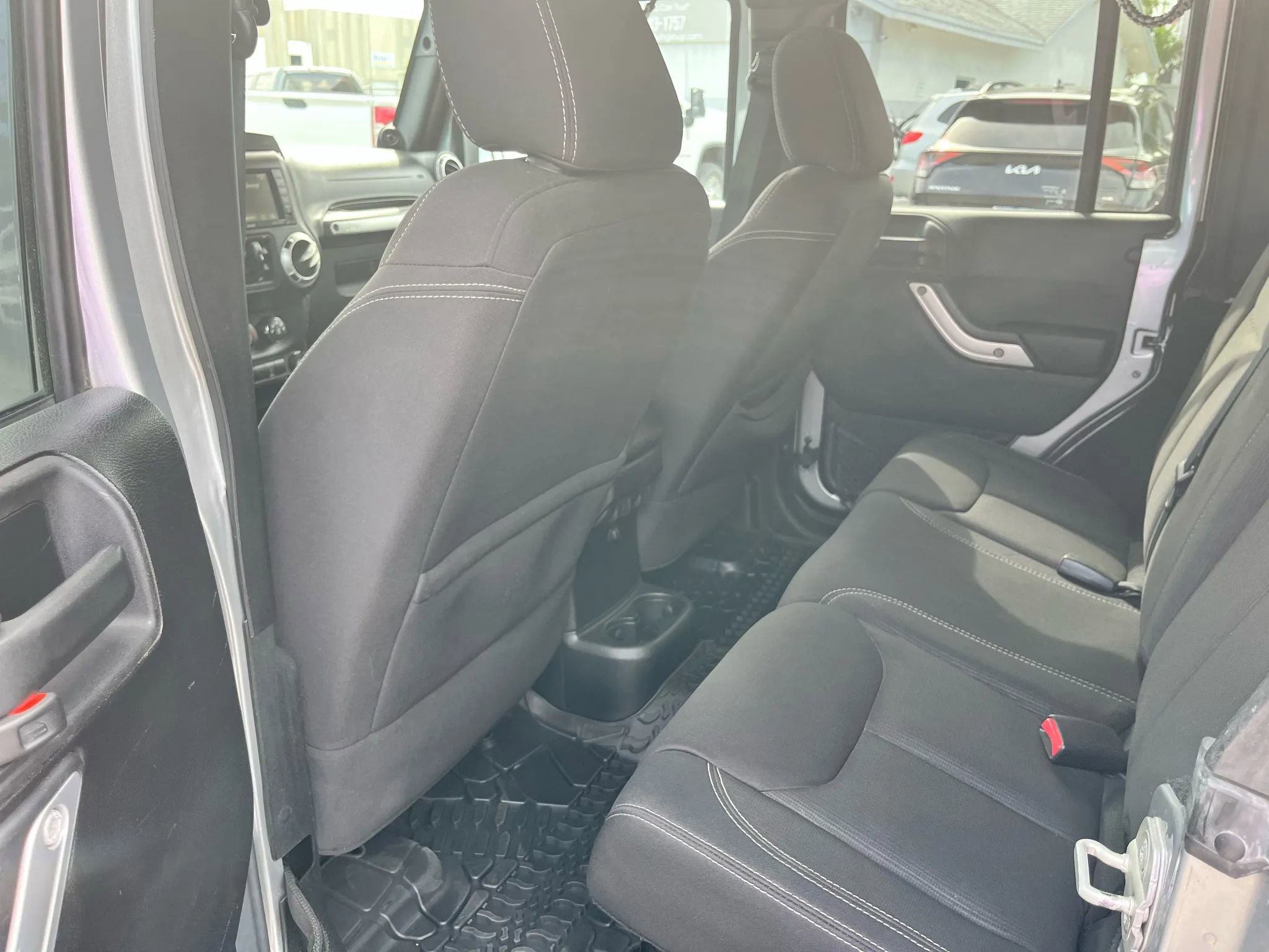 Used 2013 Jeep Wrangler Unlimited Sahara w/ Connectivity Group image 24