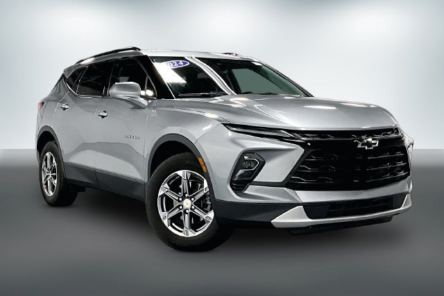 Used 2024 Chevrolet Blazer LT w/ Convenience Package FWD image 1