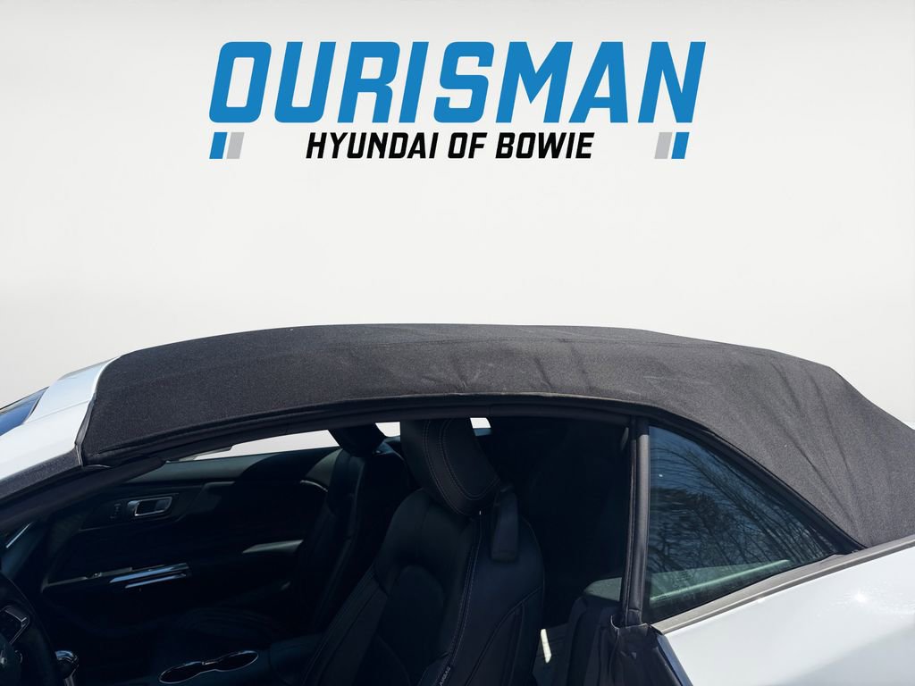 Used 2025 Ford Mustang Premium image 21