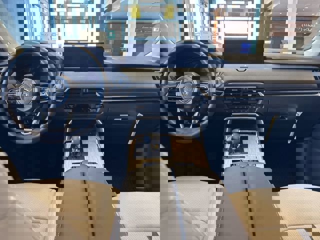 New 2025 MAZDA CX-70 Plug-In Hybrid w/ Premium Pkg image 13