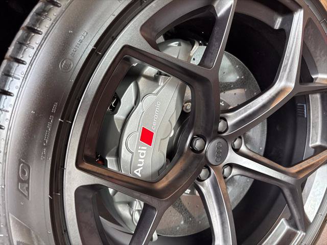 New 2027 Audi RS Q8 performance AWD/4WD image 38
