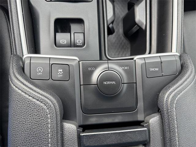 Certified 2025 Toyota Grand Highlander FWD image 18