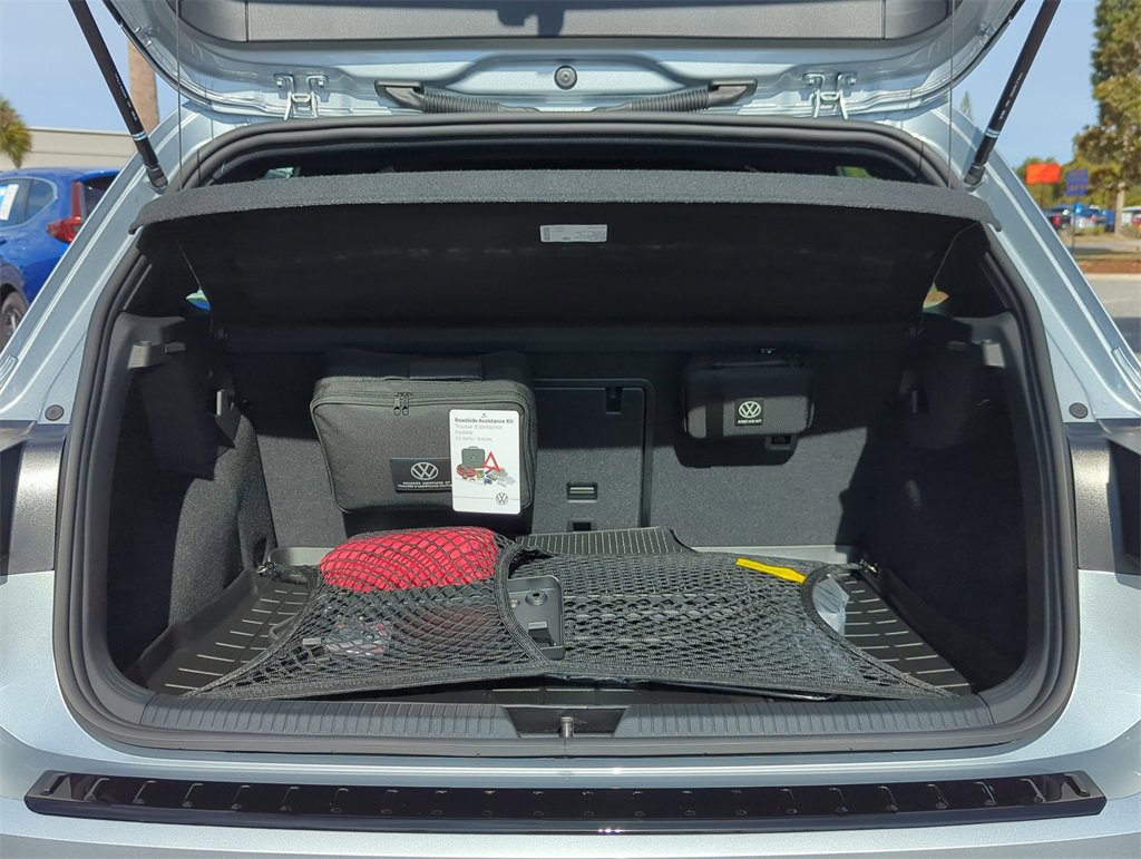 New 2026 Volkswagen GTI SE image 15