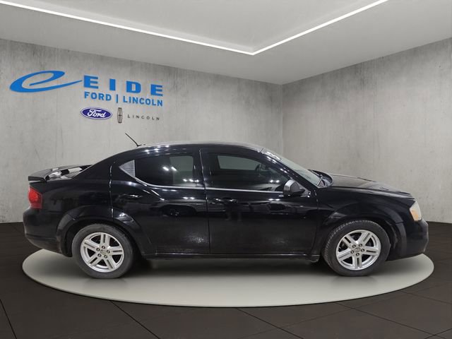 Used 2013 Dodge Avenger SE image 7