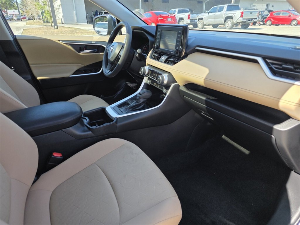 Certified 2022 Toyota RAV4 XLE w/ Convenience Package image 13