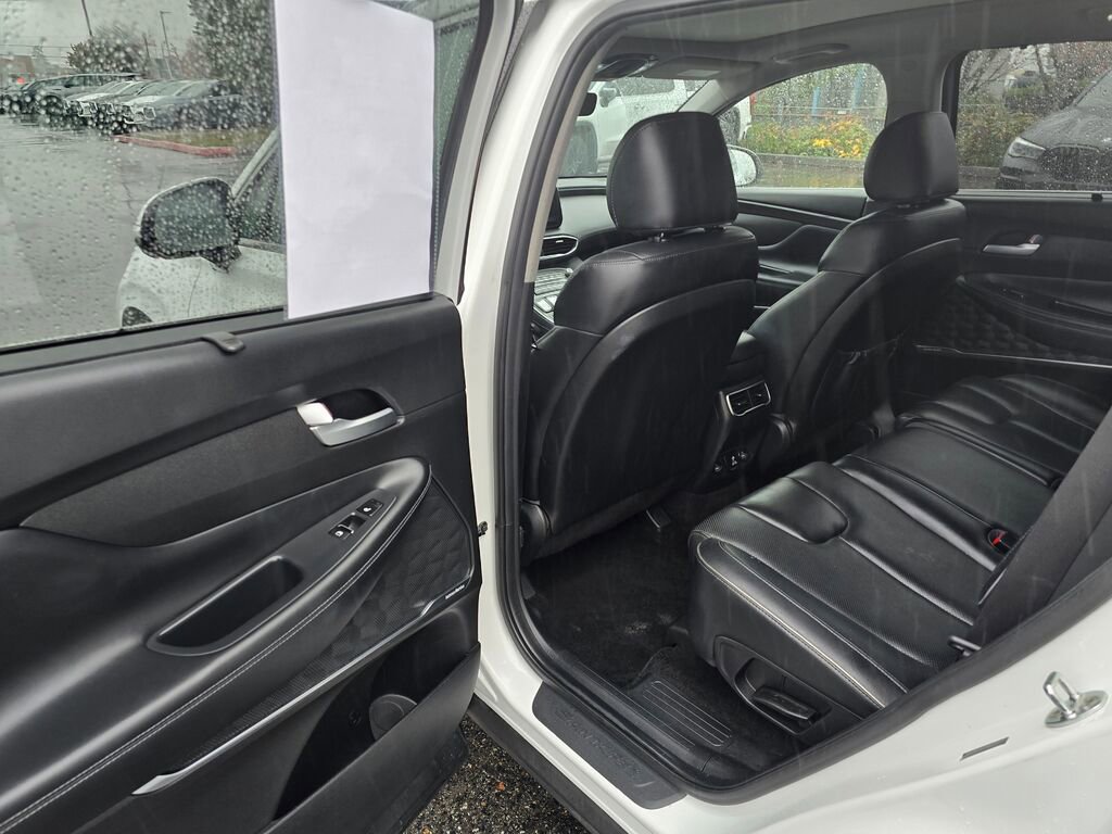 Used 2023 Hyundai Santa Fe Limited image 15