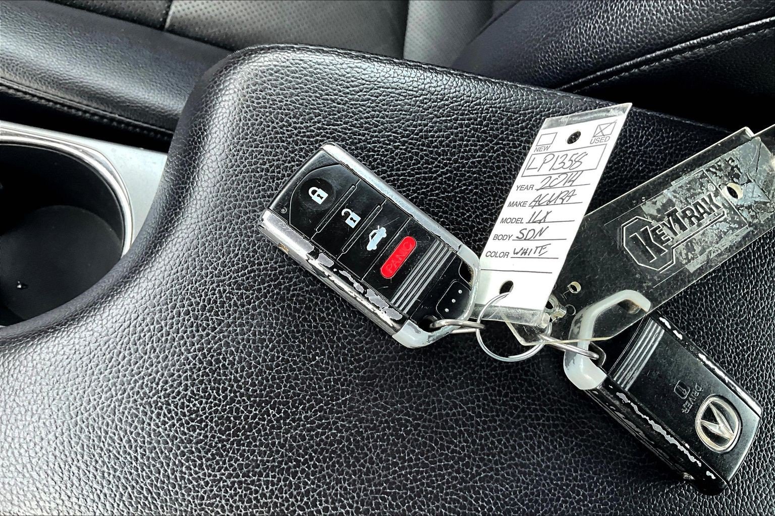 Used 2014 Acura ILX FWD image 10