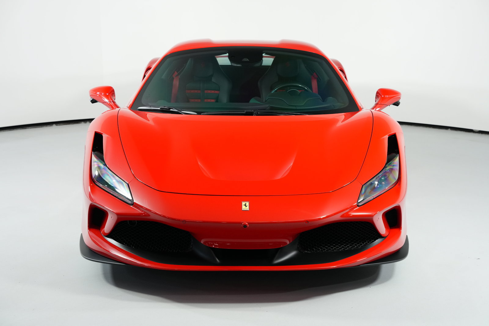 Used 2022 Ferrari F8 Spider RWD image 3