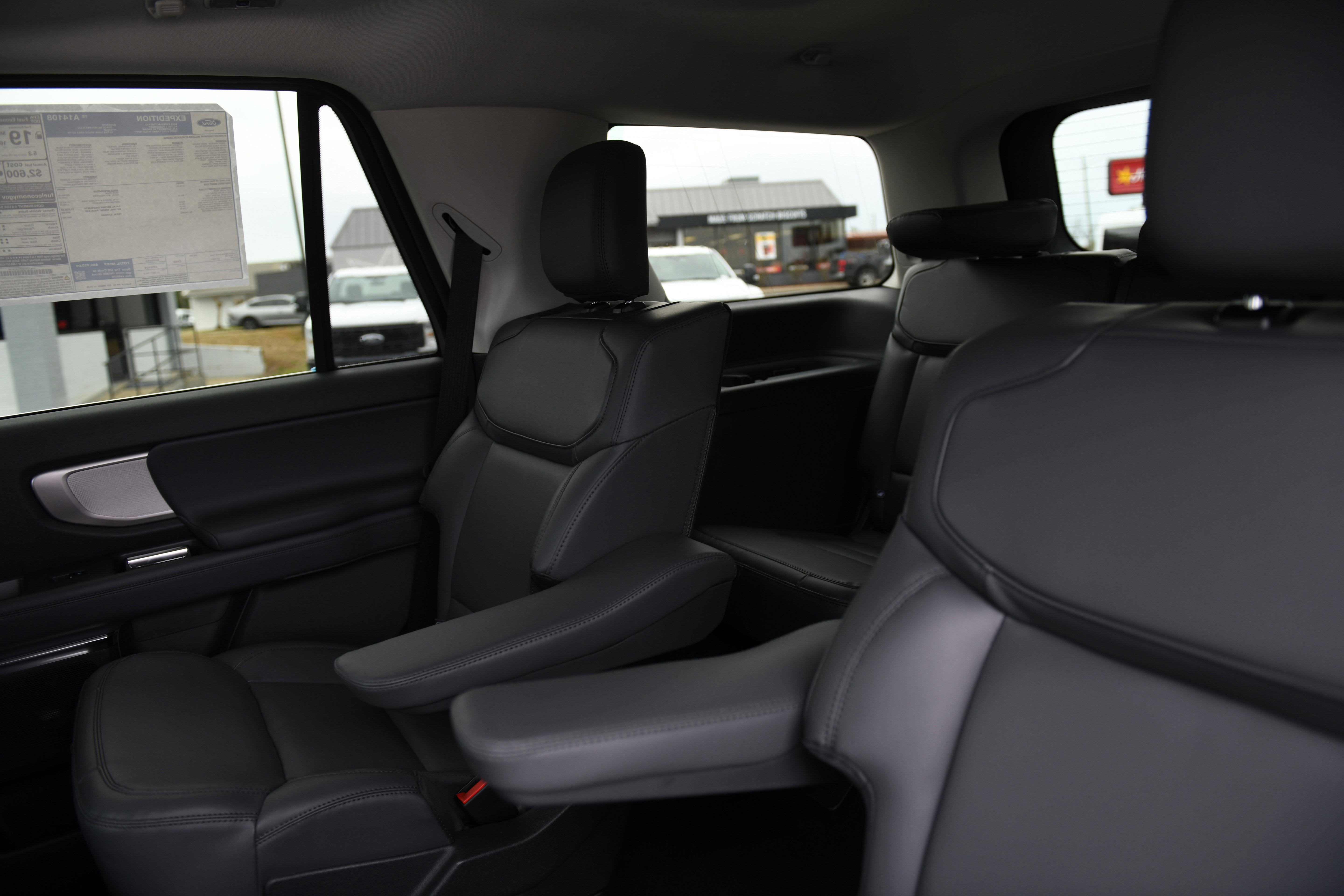 New 2026 Ford Expedition Active image 18