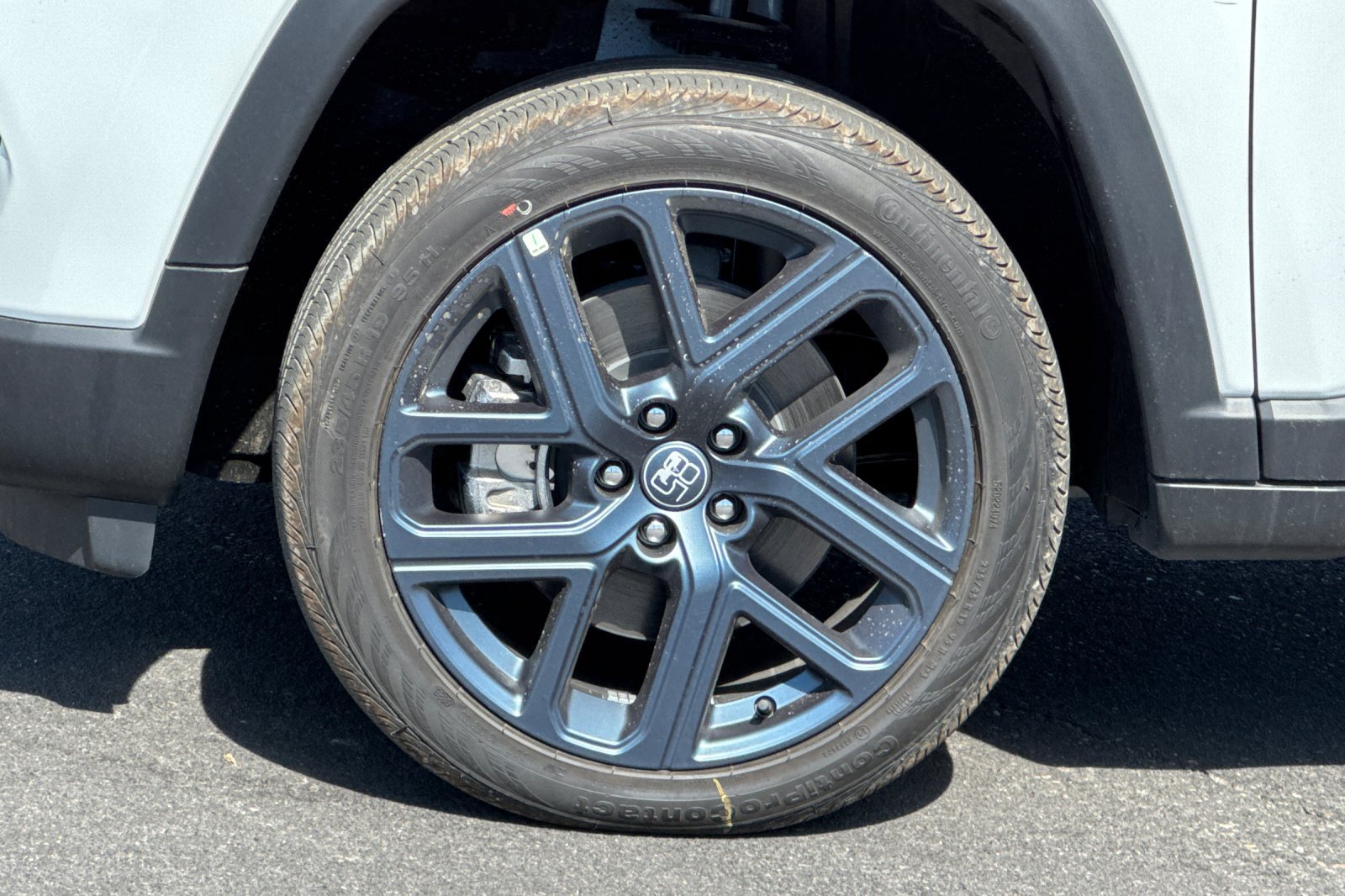 New 2026 Jeep Compass Latitude AWD/4WD image 23
