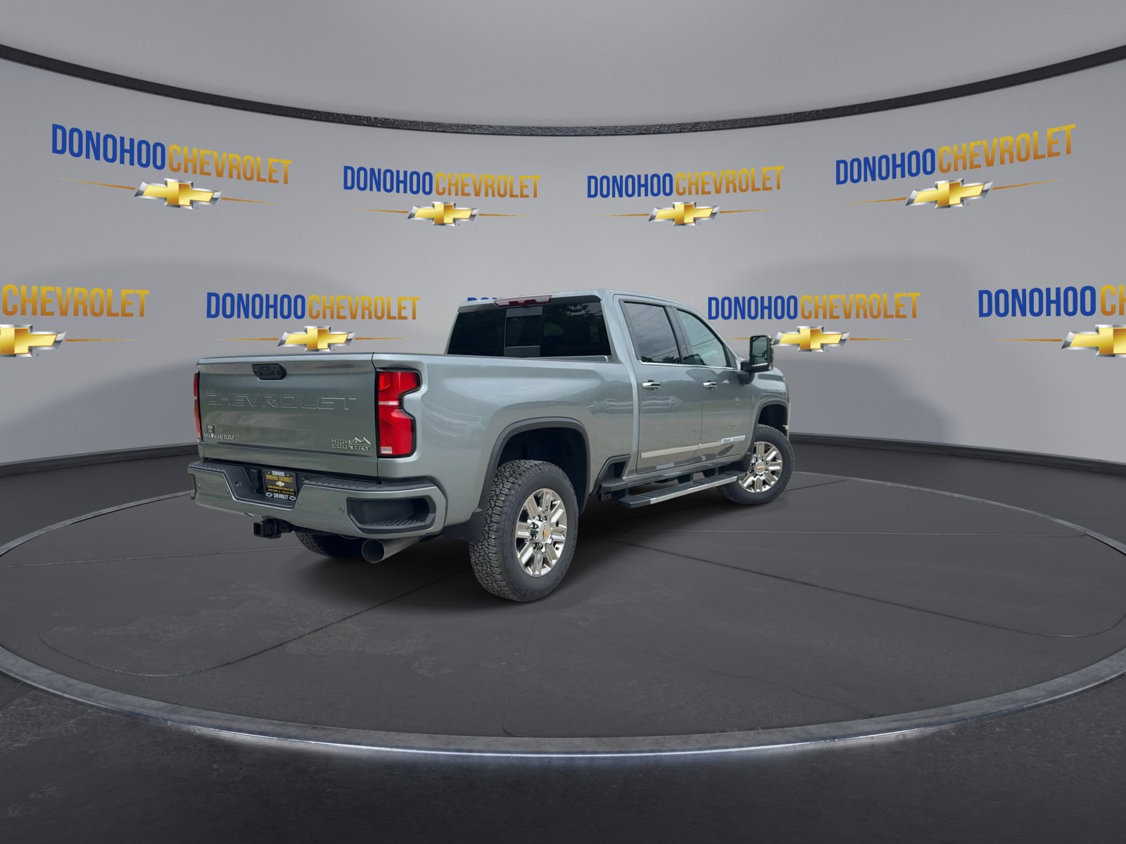 New 2026 Chevrolet Silverado 2500 High Country w/ Z71 Off-Road Package AWD/4WD image 8