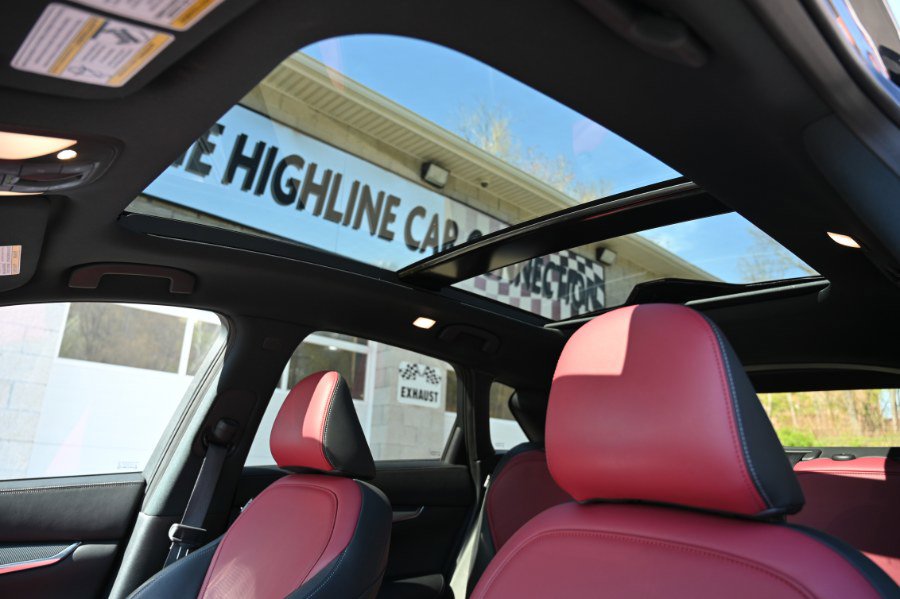Used 2023 INFINITI QX50 Sport AWD/4WD image 3