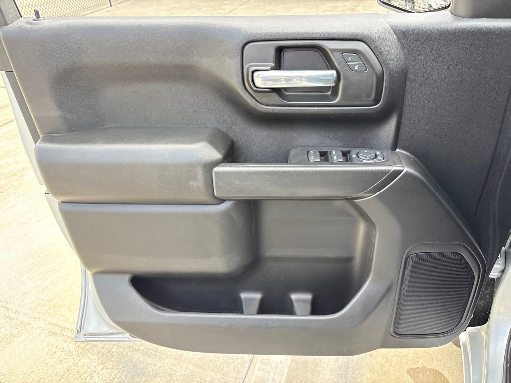Used 2021 Chevrolet Silverado 1500 Custom image 15