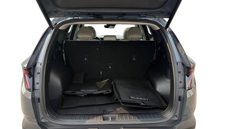 Used 2025 Hyundai Tucson SEL FWD image 19