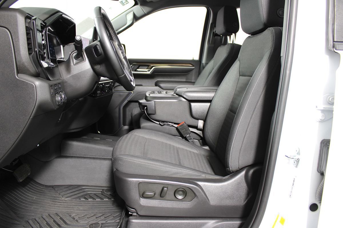 Used 2023 Chevrolet Silverado 1500 LT Trail Boss w/ Protection Package AWD/4WD image 22