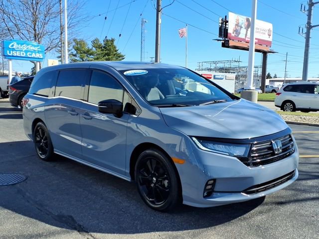 Certified 2024 Honda Odyssey Sport image 3