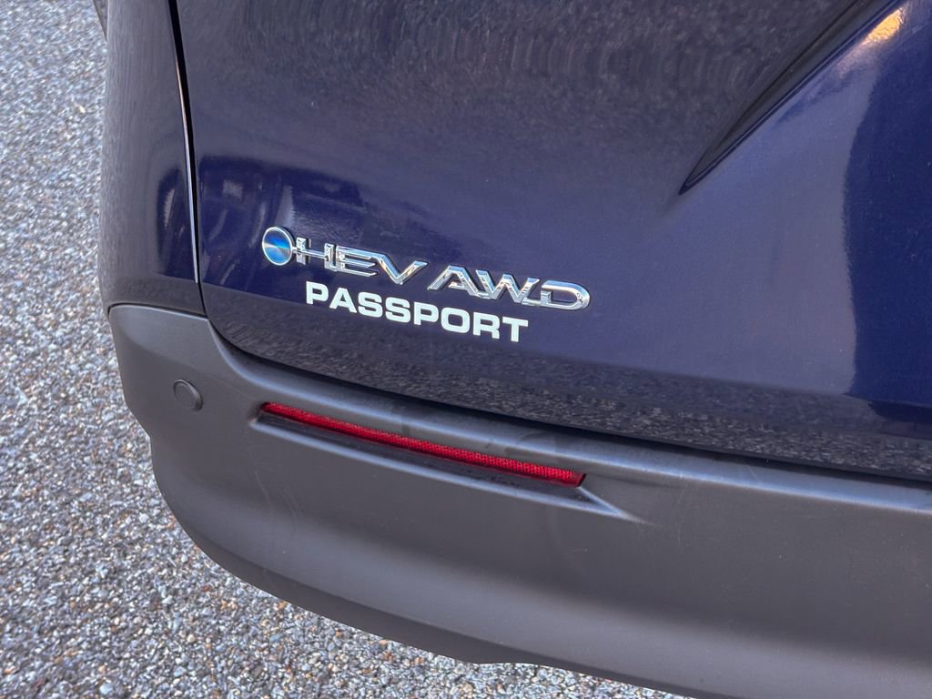 Used 2025 Toyota Sienna XLE image 13