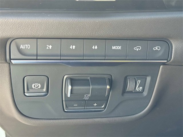 New 2026 Cadillac Escalade Luxury w/ LPO, Radiant Package image 31
