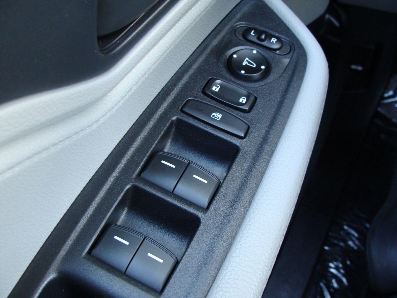 Used 2019 Honda Odyssey EX image 28